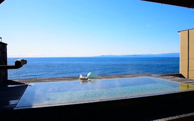 Enjoy an Elegant Time in the Luxurious Space of "Umi-no Hotel Isaba" in Nishiizu, Shizuoka Prefecture, Where All Rooms Have an Ocean View. Relaxing Hot Spring Baths, Delicious Cuisine... This Hotel Is One To Add To Your Bucket List!