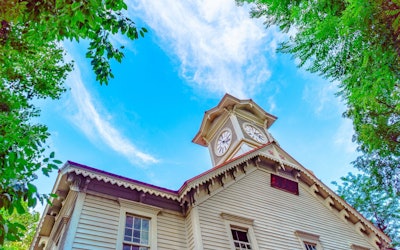 Sapporo Clock Tower Is a Popular Sightseeing Spot in Hokkaido That You Don't Want to Miss! Learn About the History of Sapporo Clock Tower and Make the Most of Your Trip to Hokkaido!