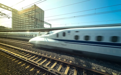 Safe, Comfortable and Convenient - The Three Best Things About the Shinkansen to Osaka! Enjoy USJ and Dotonbori While Learning About the History of the Shinkansen!
