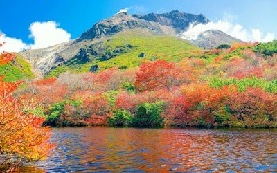 Autumn Leaves, Hiking, and Scenic Views on Mt. Nasu, Tochigi