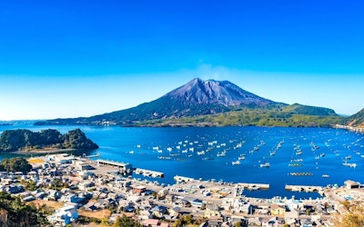Kagoshima: Sakurajima, Satsuma Kiriko Cut Glass, and of Course, Food! Join Us on a Journey to Discover the Charms of This Beautiful City!