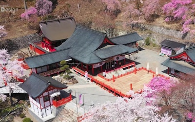 陶醉于日本第一溪谷·山梨县甲府市的「升仙峡」的春景！金樱神社里盛开着粉红色的樱花，和远处的富士山的对比最棒！