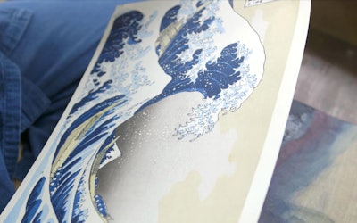 江户木版画是对世界艺术产生巨大影响的葛饰北斋等人创造的印刷文化。以悠久历史的传统创作的作品将吸引全世界。