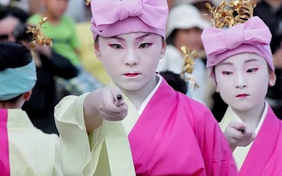 Kyoto's Gion Matsuri Is One of the Top Three Festivals in Japan!  Make the Most Of Your Summer in Japan by Watching "Omukae Chochin," a Graceful Parade Brimming With History and Culture!