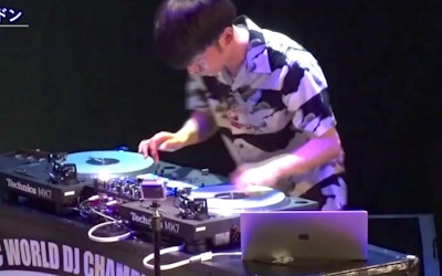 颠覆DJ形象，以“独创”风格成为世界顶点的日本人DJ！在世界大赛上获胜的DJ松永的比赛和采访