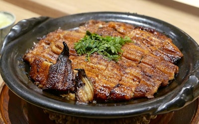 Grab a Bite to Eat at "Kyouman Gion" in Gion, Kyoto! Enjoy Fresh, Piping Hot Eel Dishes!