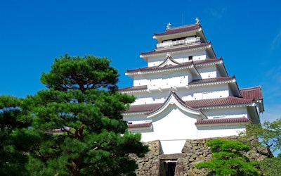 Aizuwakamatsu Castle: One of Japan’s Top 100 Castles. Enjoy the Magnificent Stone Walls of the Impregnable Castle and the Red-Tiled Castle Tower in Fukushima- The Only One of Its Kind in Japan!