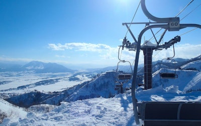 Hit the Slopes at Togari Onsen Snow Resort! Spectacular Scenery, Superb Hot Springs, and Snow Bikes in Japan's Shinshu Region!