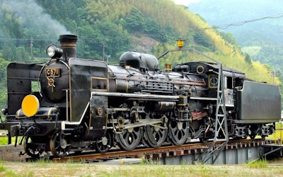 Check Out the Steam Locomotive "SL Yamaguchi-Go," AKA "Lady," as She Thunders Along! All About the SL Yamaguchi-Go Running on the Yamaguchi Line!