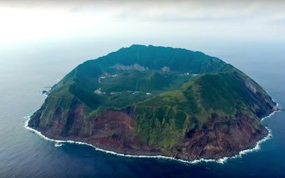 Aogashima - A Beautiful Island Paradise South of Tokyo. Enjoy a Vacation Exploring the Attractions of the Amazing Island