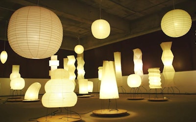 Enjoy a Moment of Healing With the Fantastic Lights of Gifu Paper Lanterns from Gifu Prefecture! The Soft Glow of These Lanterns, Handcrafted by Skilled Artisans, Is Popular All Over the World!