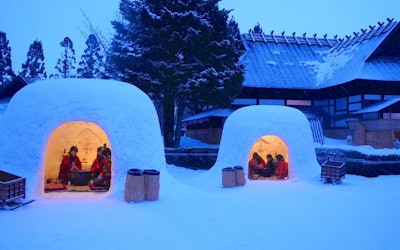 Enjoy the Pure White Snowy Landscape at the Traditional "Yokote Snow Festival" in Yokote, Akita Prefecture! Experience Warm Rice Cakes in a Giant Igloo and a Fantastical Silver World!