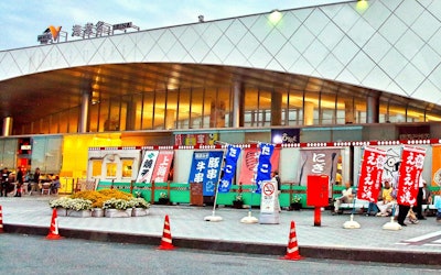 일본에서 가장 붐비는 도메이 고속도로의 에비나 SA! 절대 놓칠 수 없는 이곳에서만 먹을 수 있는 일품 음식이란?