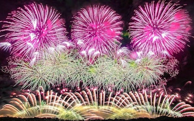 The Akagawa Fireworks Festival of Tsuruoka, Yamagata. This Must-See Summer Fireworks Display, Praised by Fans, Is Known as the “The Most Touching Fireworks Display in Japan”!