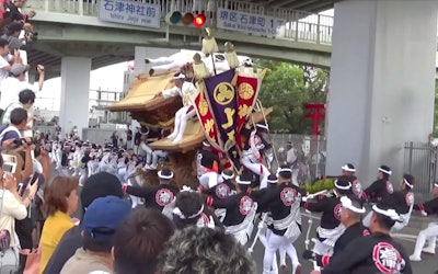 The Most Dangerous Festival in Japan? Osaka's Danjiri Festival Is Full of Unexpected Events and Accidents! Toppling Over Sideways, Crashing, Falling Over... It's a Thrilling Event You Won’t Want to Miss!