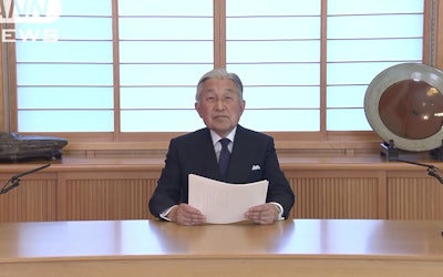 The Unprecedented Abdication of the Throne! A Televised Address by Emperor Akihito!