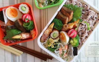 Make a World Class Bento With This Recipe Video! This Bento Is Full of Delicious Ingredients and Nutrition!