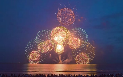 The Kamakura Fireworks Festival Is an Unparalleled Attraction! Rediscover the Beauty of Fireworks With This Simple, Historic Display!