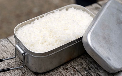 How to Cook Rice with a Mess Tin! 6 Tips to Make Tasty, Fluffy Rice Using Solid Fuel!