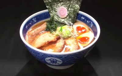 "Setagaya" Dominates the Highly Contested Setagaya City Kannana Ramen District, and Even Idols Stop by for a Bowl of Seafood Ramen! The Thoughts of Nogizaka 46's Karin Ito as She Slurps Down Some Legendary Ramen!