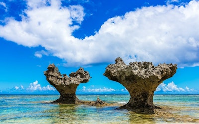 Heart Rock – A Power Spot for Love on Kouri Island in Okinawa! Beautiful Beaches and Crystal-Clear Waters