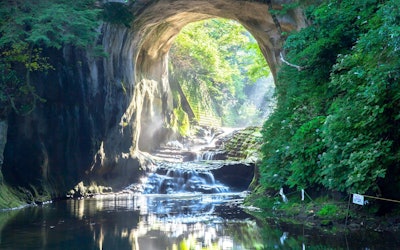 Breathe in the Fantastic Atmosphere at Kameiwa Cave in Kimitsu, Chiba! It's Like Being Lost in a Mystical World!