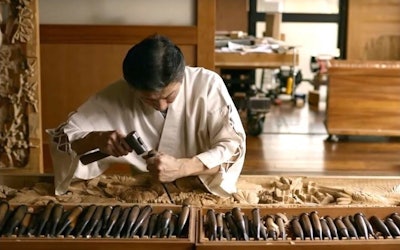 富山県に伝わる伝統工芸「井波彫刻」の作業工程が見られる貴重な映像！職人が作り上げる彫刻は日本が誇る芸術品・美術品だった！